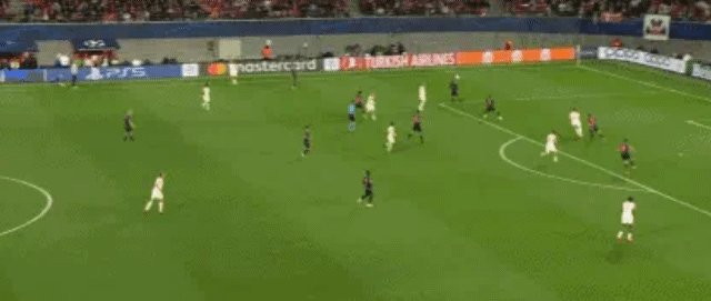 1696459713657060734.gif 曼城03.gif